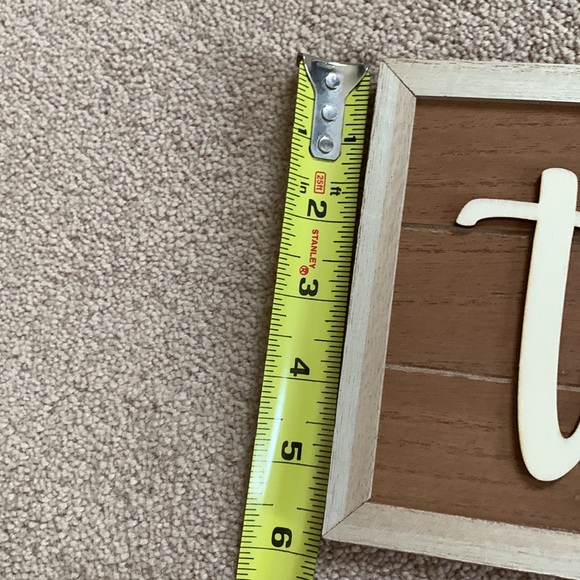 NWT Birch & Vine Cursive “Thankful” Decoration Wall Mural - Picture 4 of 5